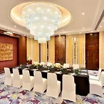 Sheraton Grand Pune Bund Garden Hotel