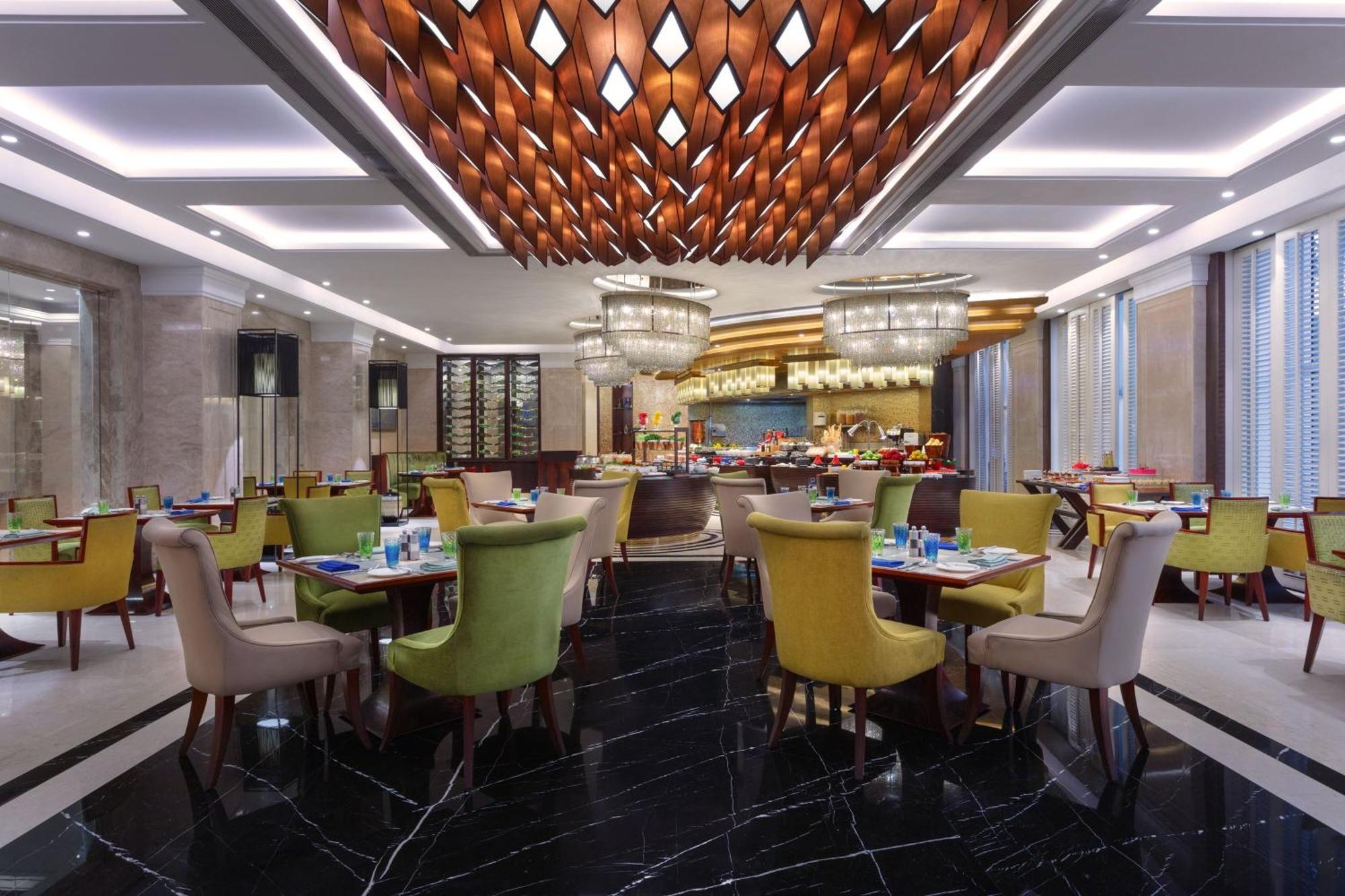 Hotel Sheraton Grand Bund Garden Pune
