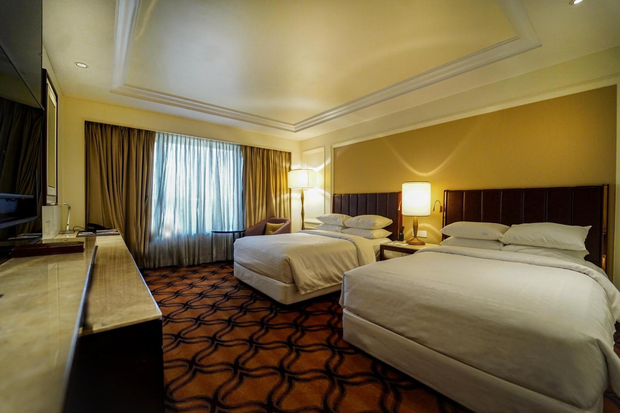 Sheraton Grand Bund Garden Hotel Pune