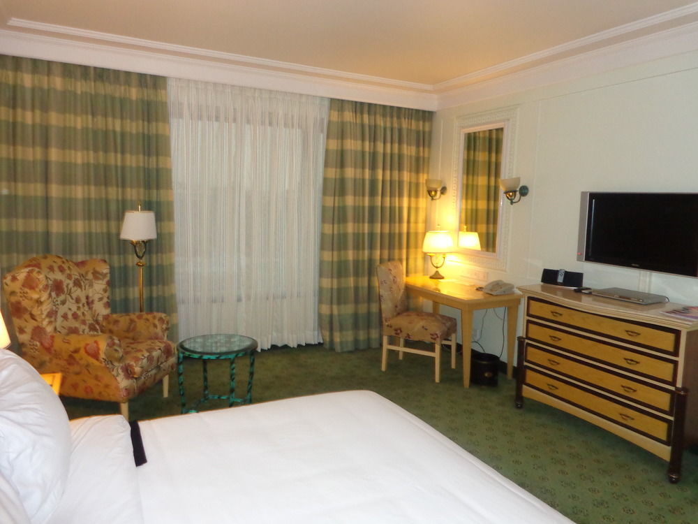 Sheraton Grand Bund Garden 5* Pune